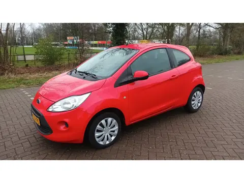 Ford Ka 1.2 Style Airco / Nieuwe apk