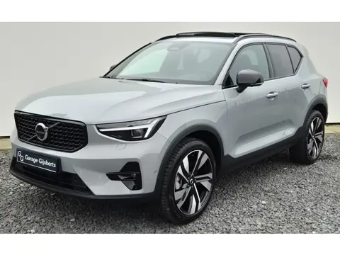 Volvo XC40 2.0 B3 Ultra Dark Panorama Dak - MY 2026 - 20” Wielen -  Lighting pack –  Lounge-pakket -