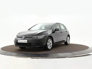 Volkswagen Golf 1.0 TSI 110pk Life · Apple/Android Car Play · P-Sensoren · Draadloos Opladen · DAB ·