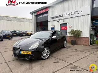Alfa Romeo Giulietta 1.4 T Distinctive Clima, navi, PDC achter