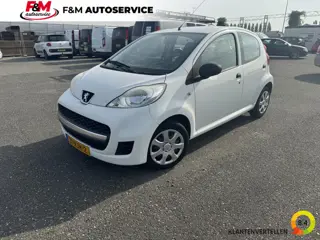 Peugeot 107 1.0-12V XR