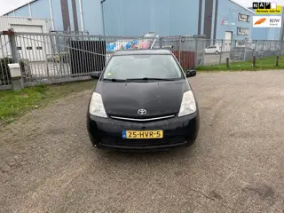 Toyota Prius 1.5 VVT-i AUTOMAAT !!!