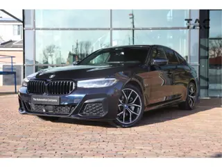 BMW 5 Serie 530e M Sport |HIFI|Stuurver|Drivingass|CarbonZwart|