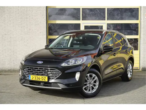 Ford Kuga 1.5 EcoBoost 150PK! Titanium BJ2020 Lmv 17" | Led | Pdc | Navi | Keyless entry | Achteruit