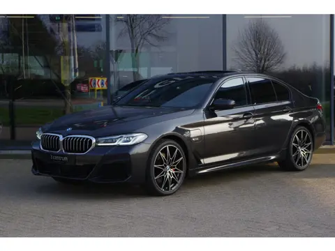 BMW 5 Serie 530e M-Sport Business Edition Plus 293 PK, Schuifdak, Driving Ass. Prof, Camera, Head-Up