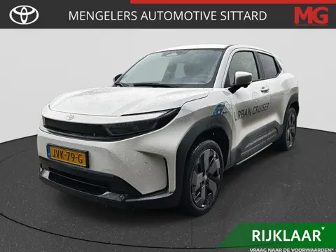 Toyota Urban Cruiser Executive 61 kWh