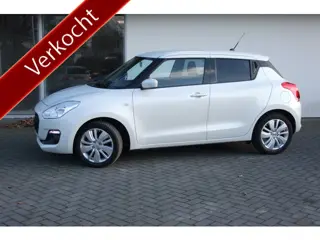 Suzuki Swift 1.2 Select/ Automaat/ Stoelverwarming/ Achteruitrijcamera/ Navigatie/ Apple Car