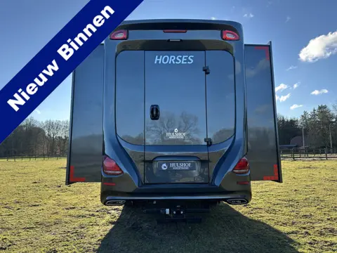 Mercedes-Benz Sprinter 319 AMG 2x SLIDE-OUT 2-paards paardenvrachtwagen Grand Weekender