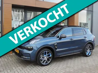 Lynk & Co 01 1.5 22.000km | NLauto | Zwarte hemel | 1e Eig | 360Cam | Infinity aud | Elektr.aklep | 