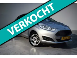 Ford Fiesta 1.0 EcoBoost Titanium, Parkeercamera, Trekhaak, 1e eigenaar, Extreem lage kmstand, NAP, 