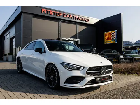 Mercedes-Benz CLA-klasse 200 Business Solution AMG, 163PK, Sfeerverlichting, Camera, 19" INCH, Stoel
