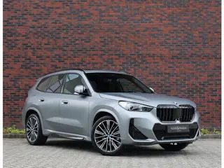 BMW X1 30e xDrive | M Sport Pro - Pano - H&K (bj 2024)