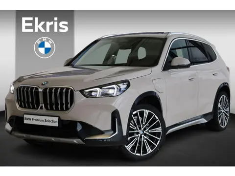 BMW X1 xDrive25e xLine | Panoramadak | Head-Up Display | Harman Kardon | Trekhaak