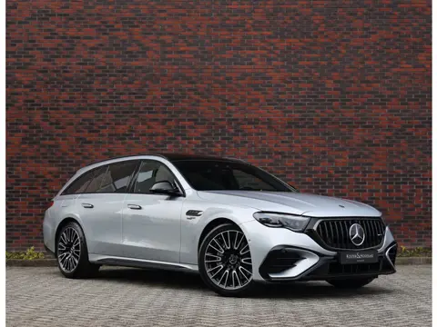 Mercedes-Benz E-Klasse Estate AMG 53 4MATIC+ | Pano - Trekhaak - HUD - Vol!