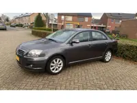 Toyota Avensis 1.8 VVTi Luna sedan !