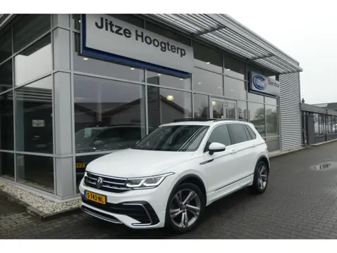 Volkswagen Tiguan 1.5 TSI R-Line Business+ ELEKT. TREKHAAK (1.800KG), PANO, WINTER PACK, ADAPT. CRUI