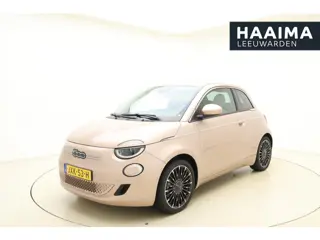 Fiat 500 3+1 La Prima 42 kWh NIEUW! | € 9.500 KORTING | Navigatie | Parkeersensoren voor en achter |