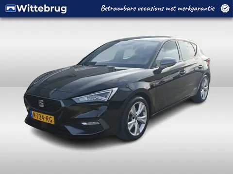 SEAT Leon Sportstourer 1.0 TSI 110PK FR Business Intense / App. Connect / Achteruitrijcamera / 17'' 