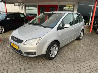 FORD FOCUS C-MAX 1.8 Titanium NIEUWE APK / TREKHAAK/STOELVERWARMING