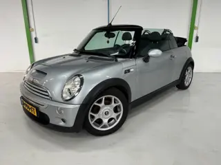 MINI COOPER S 1.6 COOPER S CABRIO / Lederen bekleding / Bluetooth / Onderhoudsboekjes en historie. 