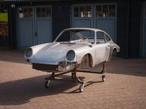 PORSCHE 911 1965 project 