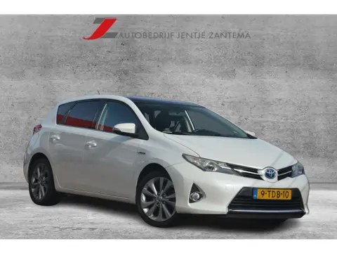 Toyota Auris 1.8 Hybrid Lease | Panoramadak | Navigatie | Clima | Camera | Cruise-control | NL auto!