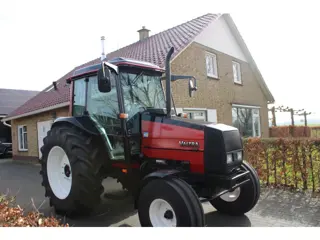 Valtra A85-2 (bj 2003)
