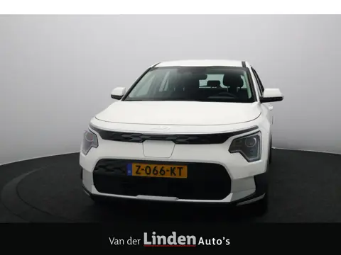 Kia Niro EV Light Edition 64.8 kWh SOH 100 % | 18000KM | Camera | Carplay&Android | Navigatie