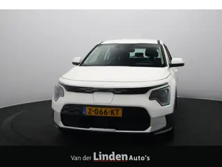 Kia Niro EV Light Edition 64.8 kWh SOH 100 % | 18000KM | Camera | Carplay&Android | Navigatie