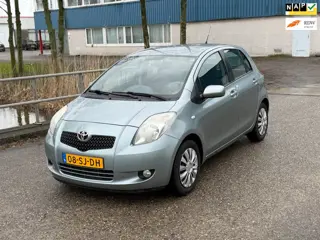 Toyota Yaris 1.3 VVTi Luna!5-deurs!Clima!APK.!