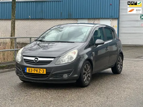Opel Corsa 1.2-16V '111' Edition 5drs Airco! 110.000 KM NAP! APK!
