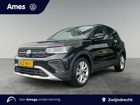 Volkswagen T-Cross 1.0 95pk TSI Life Edition Achteruitrijcamera | Verwarmbare voorstoelen | Parkeers
