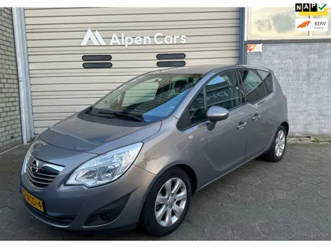 Opel Meriva 1.4 Cosmo Airco / Cruise controle / PDC / Trekhaak / APK10-2026