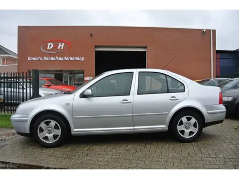 Volkswagen Bora 2.0 Trendline airco inruil mogelijk nap