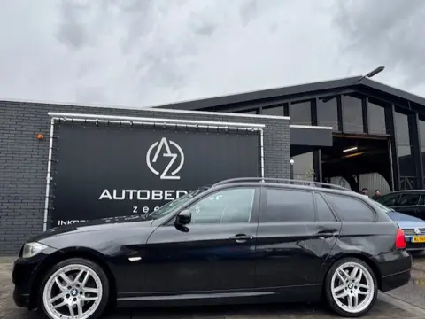 BMW 3 Serie Touring 320d *Pano*Full Leather*Heatseat*