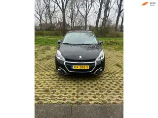 Peugeot 208 1.2 PureTech Blue Lion