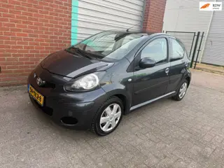Toyota Aygo 1.0-12V Comfort Navigator 5-deurs Airco Bj:2011