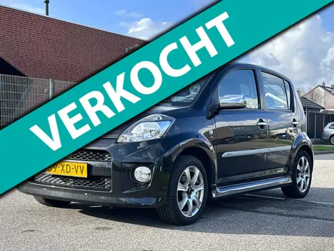 Daihatsu Sirion 2 1.3-16V Comfort 1e Eigenaar*Airco*Trekhaak*NAP*LM velgen*Elektrische ramen*