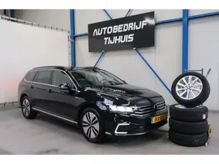 Volkswagen Passat Variant 1.4 TSI PHEV GTE Business - SOH 99% Cruise, Camera, Camera, Massage stoele