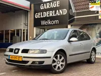 Seat Leon 1.8-20V Executive | Leder/Alcantara | Automaat | G3 | Centr.v | Unieke uitvoering
