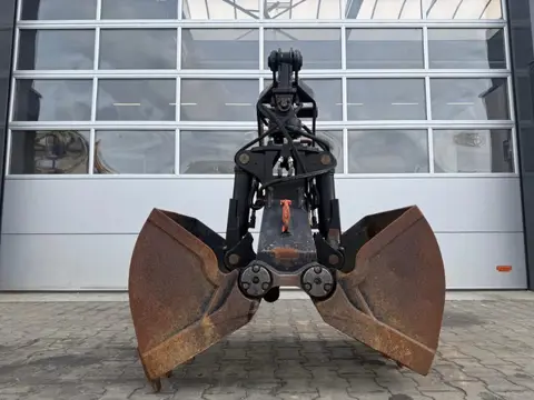 Kinshofer 607A-410 (bj 2013)