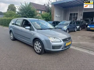 Ford Focus Wagon 1.6-16V Trend met Lange APK, Recente Distributie etc.