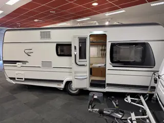 Fendt Saphir 560 SKM STAPELBED 6 PERS MOVER