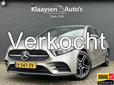 Mercedes-Benz A-Klasse 180 Business Solution AMG AUT. | 1e eigenaar | dealer onderhouden | sfeerverl