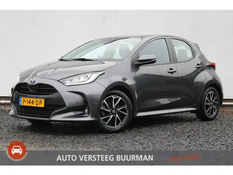 Toyota Yaris 1.5 Hybrid Dynamic Automaat, 1e Eig. Dealer onderhouden met All-Seasonbanden!