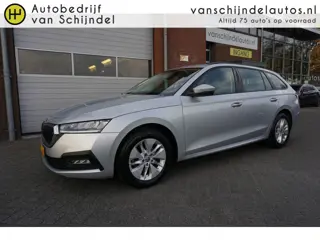 Škoda Octavia COMBI 1.5 E-TSI 150PK E-TECH ACT AUG 2022 CAMERA FULL LED ANDROID/APPLECARPLAY NAVI CL