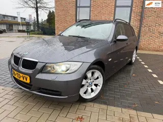 BMW 3-serie Touring 318i Business Line | CarPlay