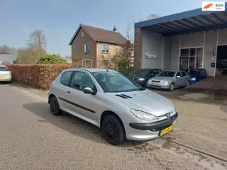 Peugeot 206 1.4 One-line