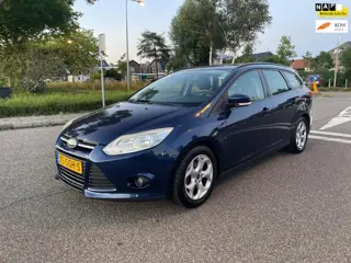 Ford Focus Wagon 1.6 TDCI Trend / airco / leder / cruise.control / elek.ramen / deurvergrendeling / 