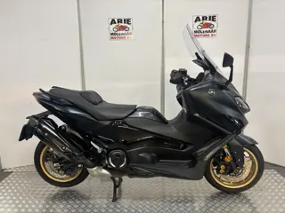 Yamaha T MAX ABS (bj 2023)